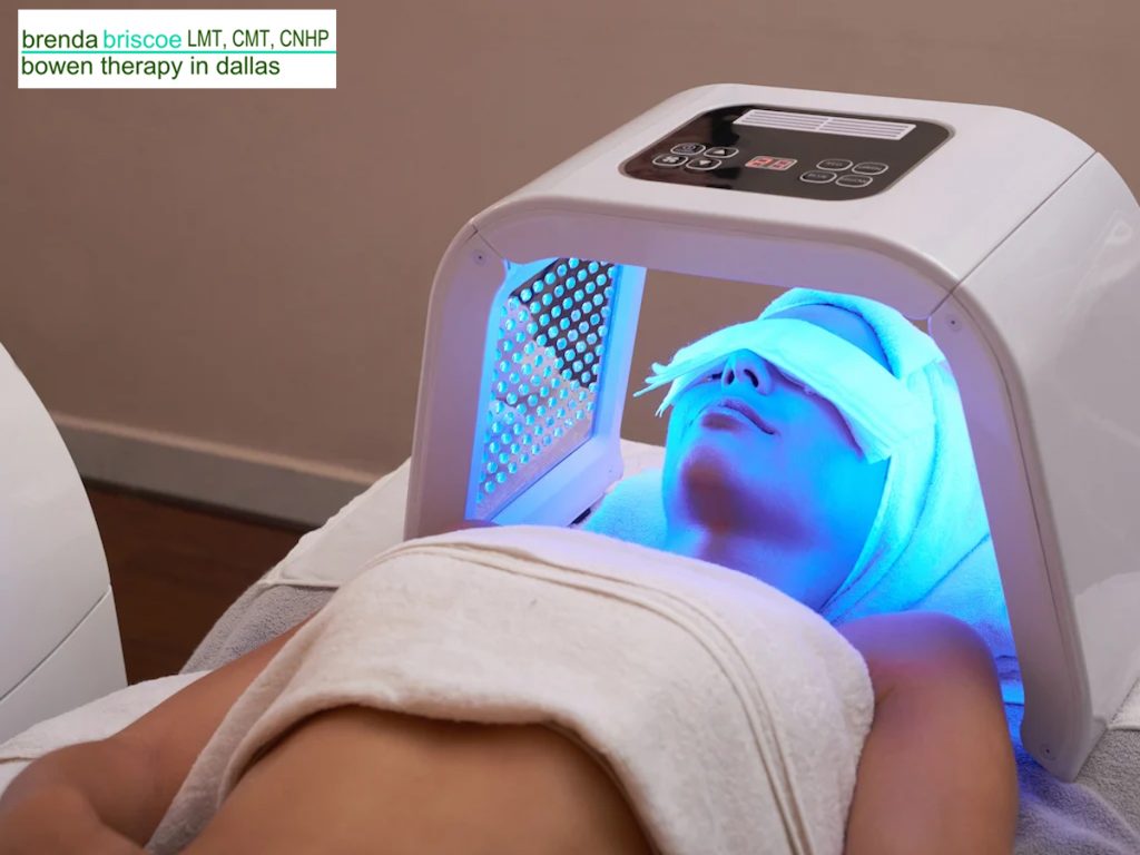  LED light therapy treatment