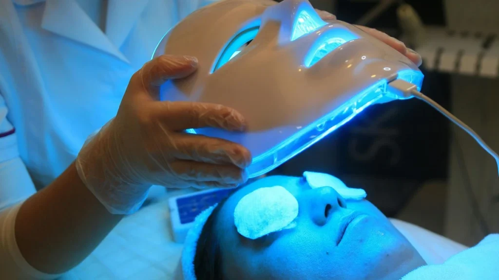 LED light therapy for muscle healing and tissue repair